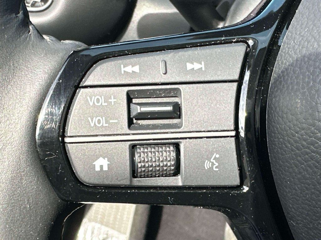Certified 2024 Honda HR-V EX-L image 18