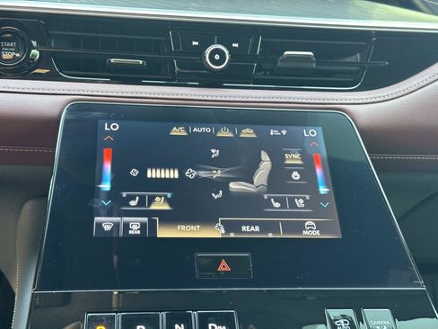 Used 2025 INFINITI QX80 Autograph AWD/4WD image 25