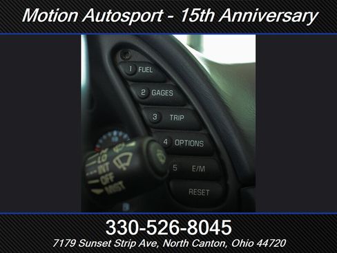 Used 2003 Chevrolet Corvette Coupe w/ Preferred Equipment Group RWD image 23