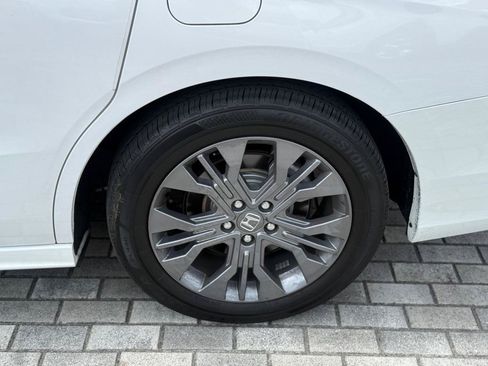Used 2025 Honda Odyssey Touring image 41