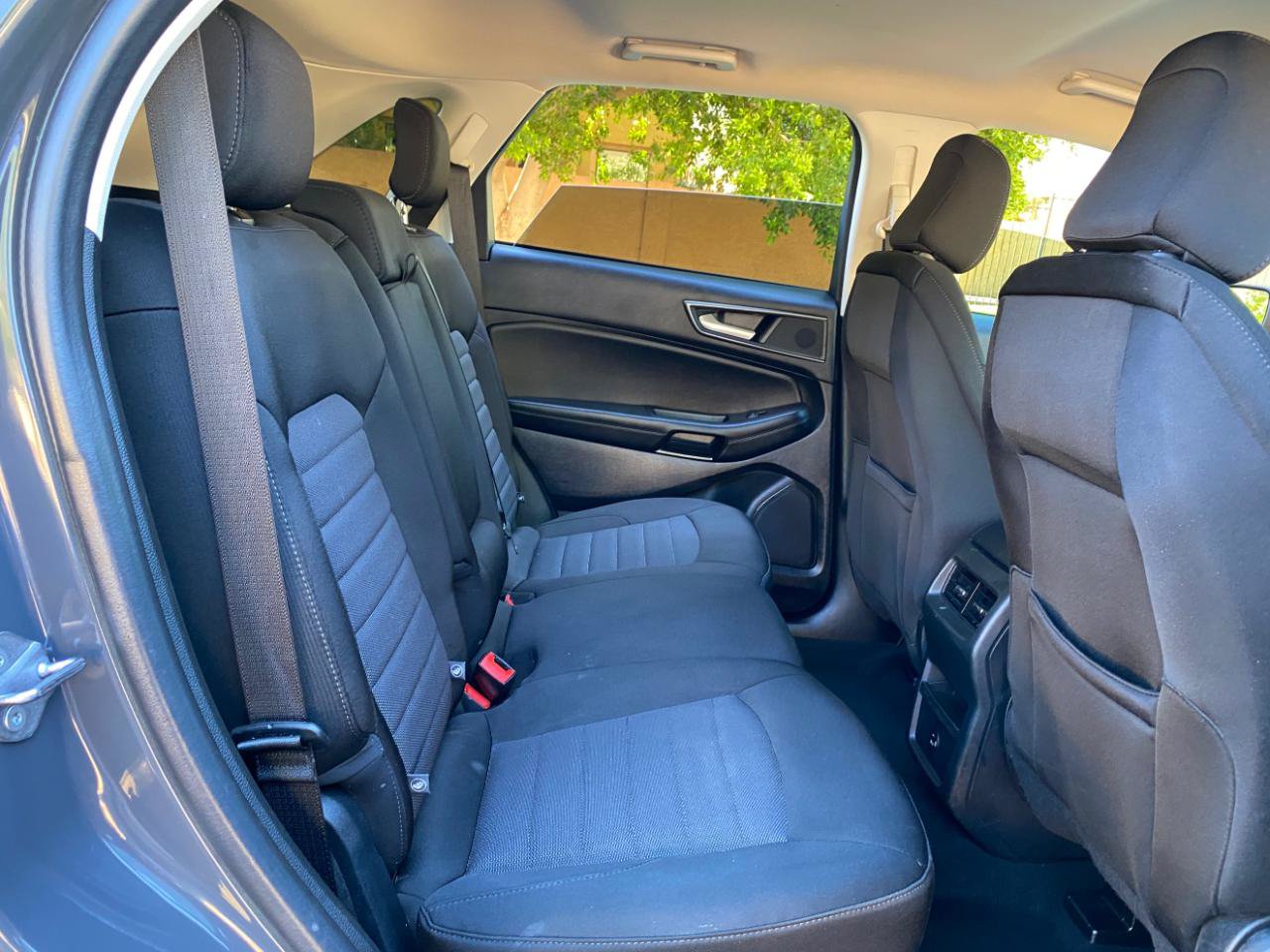 Used 2021 Ford Edge SE FWD image 42