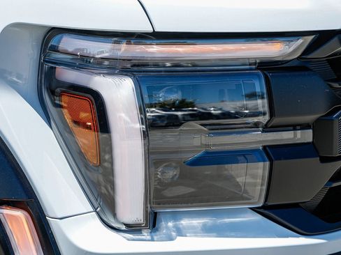 Used 2025 Ford F150 Raptor w/ Equipment Group 803A Raptor R AWD/4WD image 7