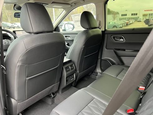 New 2026 Nissan Rogue Platinum w/ Platinum Premium Package AWD/4WD image 38