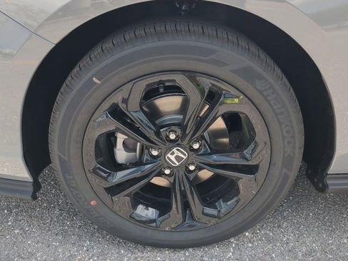 New 2025 Honda Accord SE image 10