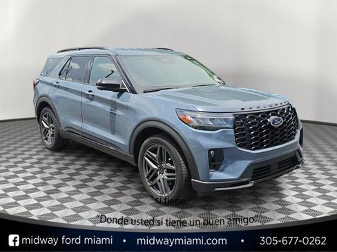 Certified 2025 Ford Explorer ST-Line w/ Premium Package RWD image 1