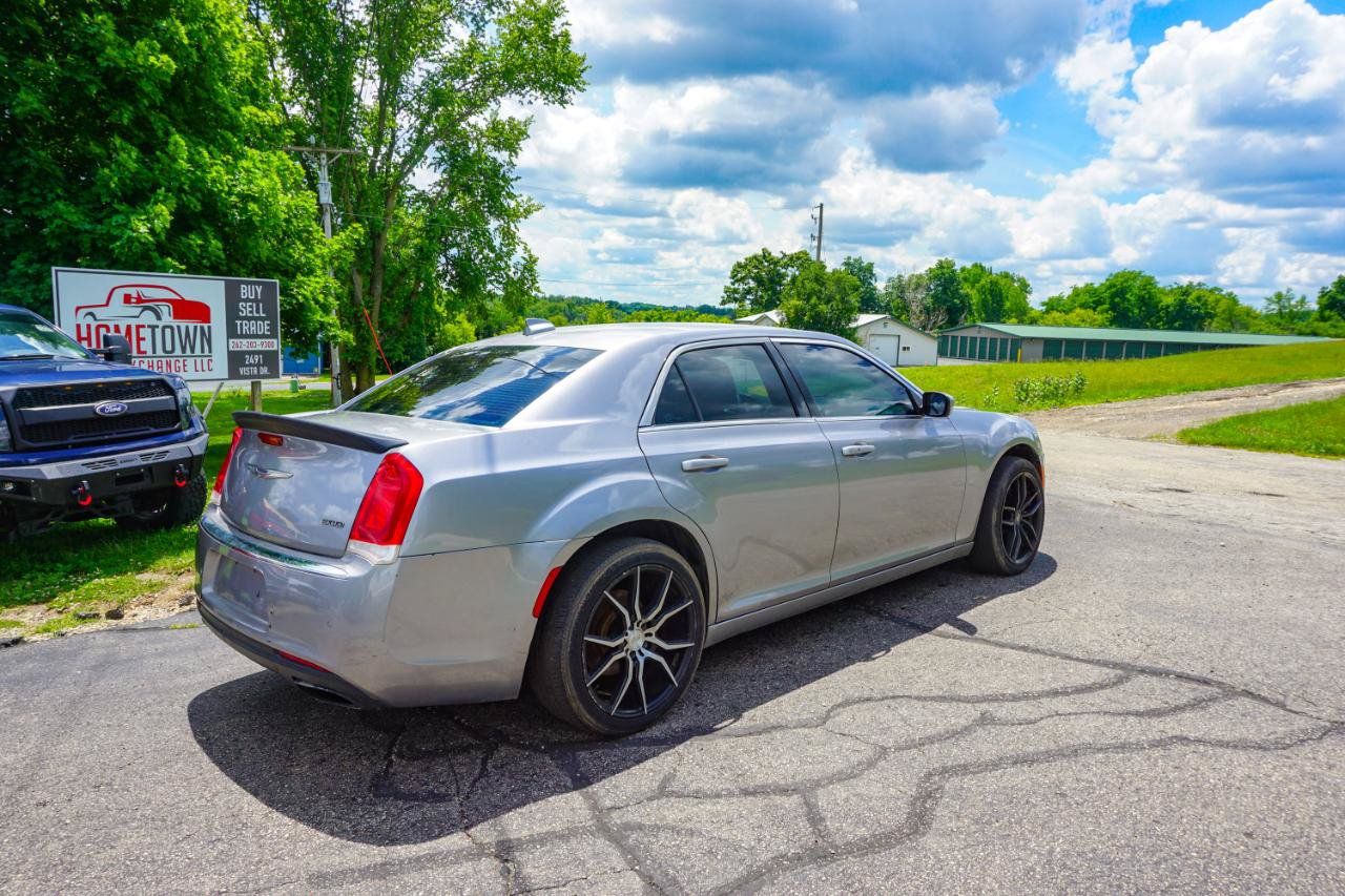 Used 2015 Chrysler 300 Limited w/ 300 Premium Group AWD/4WD image 3