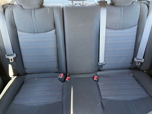 Used 2022 Nissan Leaf S image 25