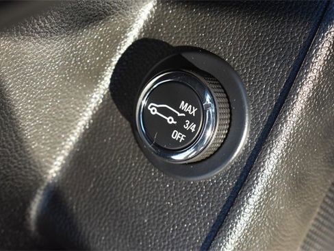 Certified 2023 Chevrolet Traverse Premier w/ Redline Edition image 27