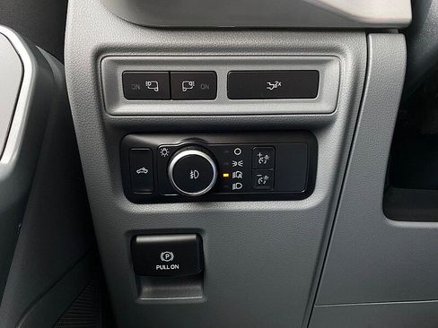 Used 2022 Ford F150 XLT w/ Equipment Group 302A High image 51