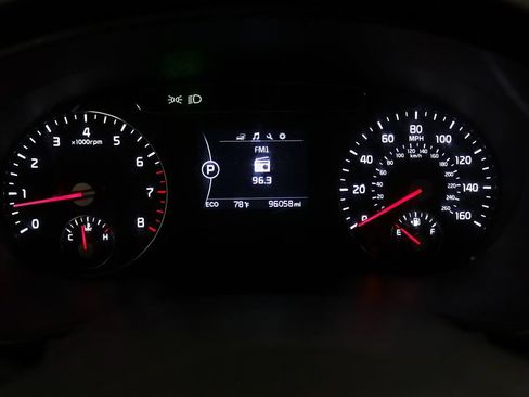 Used 2017 Kia Sorento AWD image 19