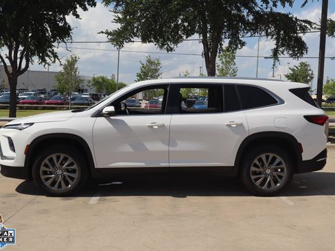 Used 2026 Buick Enclave Preferred FWD image 7