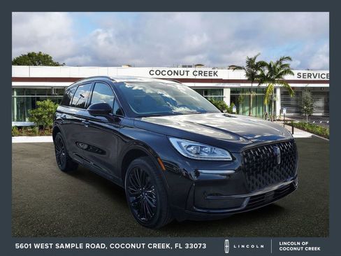 New 2026 Lincoln Corsair Reserve w/ Jet Appearance Package FWD image 1