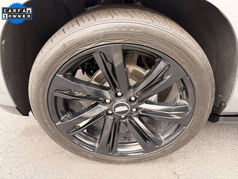 Used 2025 Cadillac Escalade Sport w/ Touring Package image 11