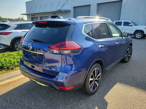 Used 2019 Nissan Rogue SL FWD image 3