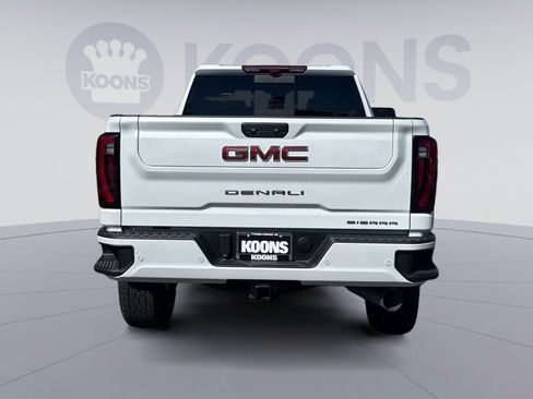 New 2026 GMC Sierra 2500 Denali w/ Denali Reserve Package AWD/4WD image 5