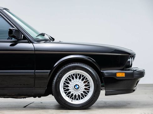 Used 1988 BMW M5 image 11