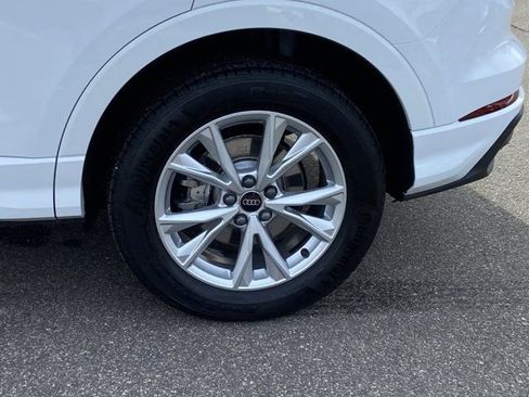 Used 2025 Audi Q3 2.0T Premium w/ Convenience Package image 10