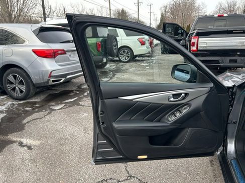 Used 2019 INFINITI Q50 Luxe image 12