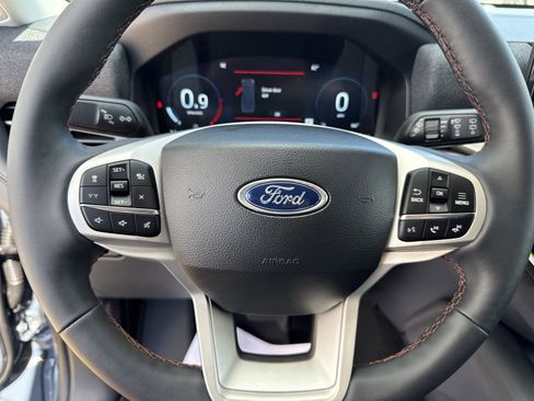 New 2026 Ford Explorer Active w/ Active Comfort Package RWD image 25