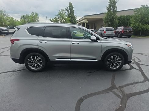Used 2020 Hyundai Santa Fe SEL w/ Convenience + Premium Package AWD/4WD image 9