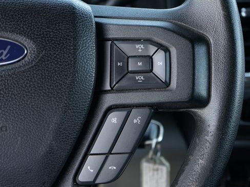 Used 2017 Ford F550 2WD Regular Cab Super Duty image 31