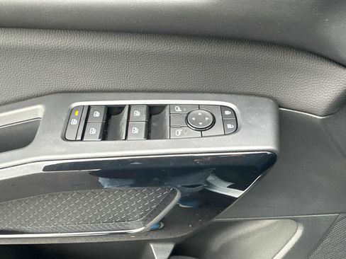 New 2025 Nissan Pathfinder SV image 22