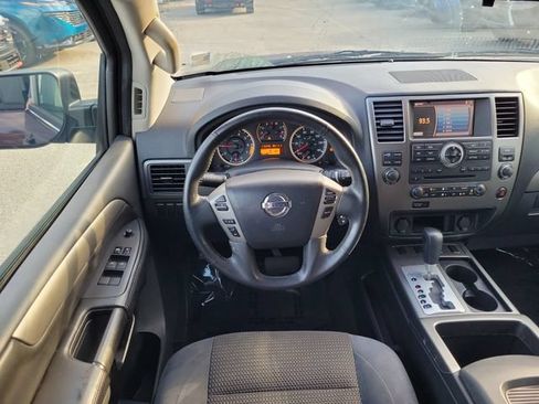 Used 2013 Nissan Armada SV RWD image 10
