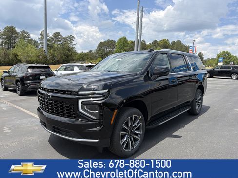 New 2026 Chevrolet Suburban LS RWD image 1