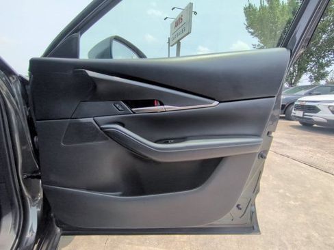 Used 2025 MAZDA CX-30 AWD 2.5 S w/ Preferred Package image 32