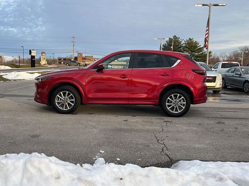 Used 2025 MAZDA CX-5 AWD 2.5 S w/ Preferred Package image 2