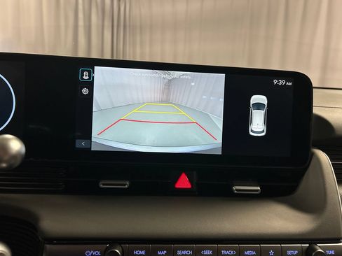 Used 2026 Hyundai Ioniq 5 SEL AWD/4WD image 16