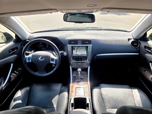 Used 2012 Lexus IS 250C RWD image 22