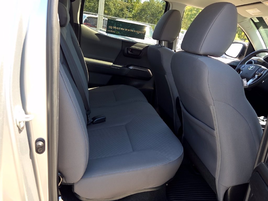 Used 2023 Toyota Tacoma SR5 w/ Technology Package AWD/4WD image 14
