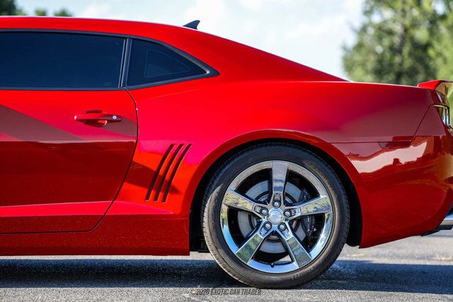 Used 2011 Chevrolet Camaro SS w/ RS Package RWD image 5