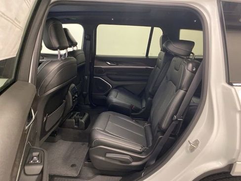 New 2026 Jeep Grand Cherokee L Limited AWD/4WD image 21