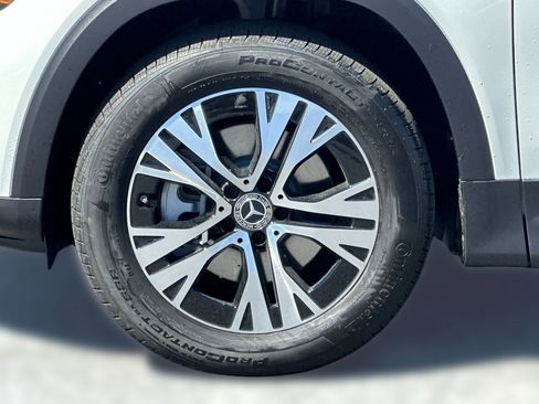 Used 2026 Mercedes-Benz GLB 250 image 12