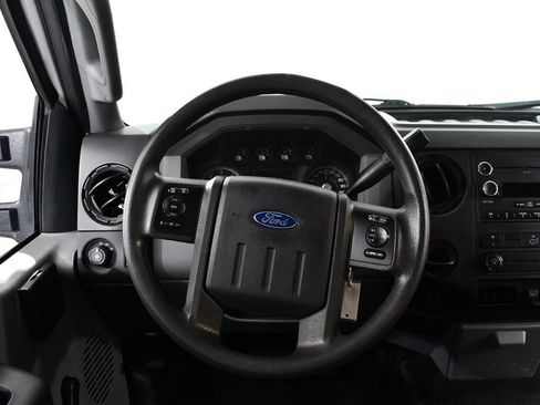 Used 2013 Ford F550 2WD Regular Cab Super Duty w/ Payload Upgrade Pkg image 7