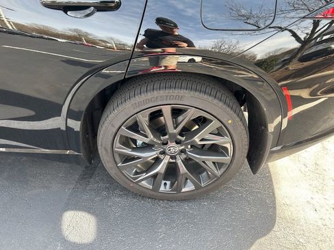 New 2026 Toyota Crown Signia image 14