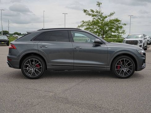 Used 2019 Audi Q8 Prestige AWD/4WD image 5