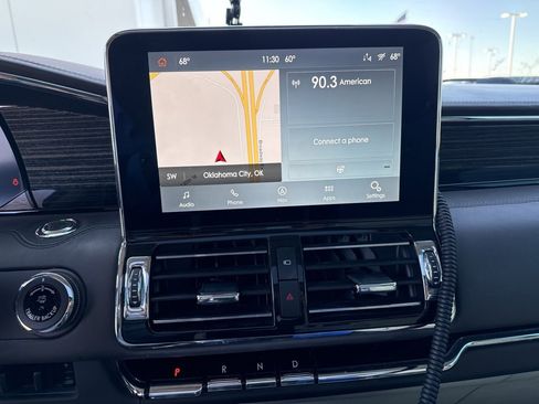 Used 2021 Lincoln Navigator Black Label w/ Special Edition Package image 9