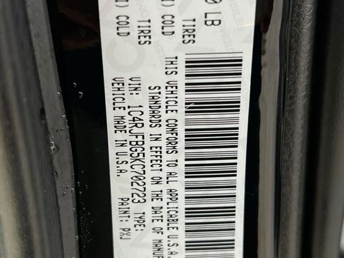 Used 2019 Jeep Grand Cherokee Limited X image 34