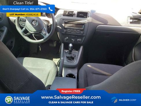 Used 2015 Volkswagen Jetta SE image 3