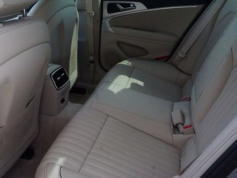 New 2026 Genesis G70 2.5T Prestige image 18