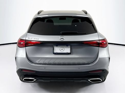 Certified 2026 Mercedes-Benz GLC 300 image 6