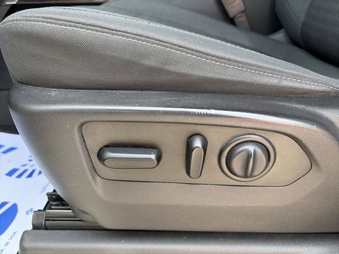 Used 2020 GMC Sierra 1500 Elevation image 25