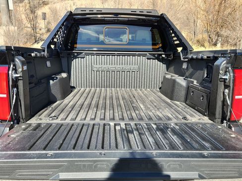 Used 2024 Toyota Tacoma 4x4 Double Cab Hybrid image 28