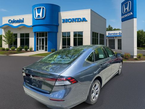 Used 2024 Honda Accord EX image 6