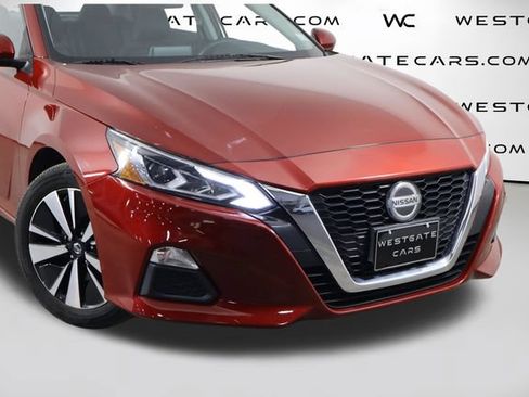 Used 2021 Nissan Altima 2.5 SV FWD image 47
