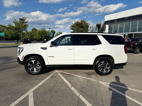 Used 2026 GMC Yukon AT4 Ultimate AWD/4WD image 2