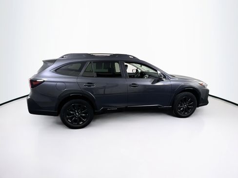 Used 2023 Subaru Outback Onyx Edition image 4